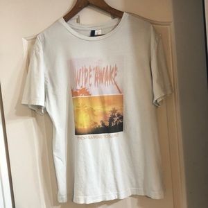 DIVIDED H&M Men’s White T-shirt Size Medium